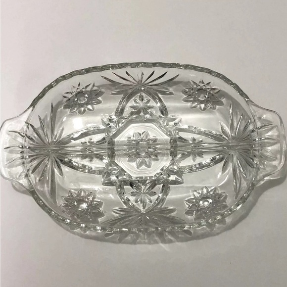 Set of 2 Identical Depression Cut Glass Divided Relish Trays Clear Oval Star - Picture 9 of 13